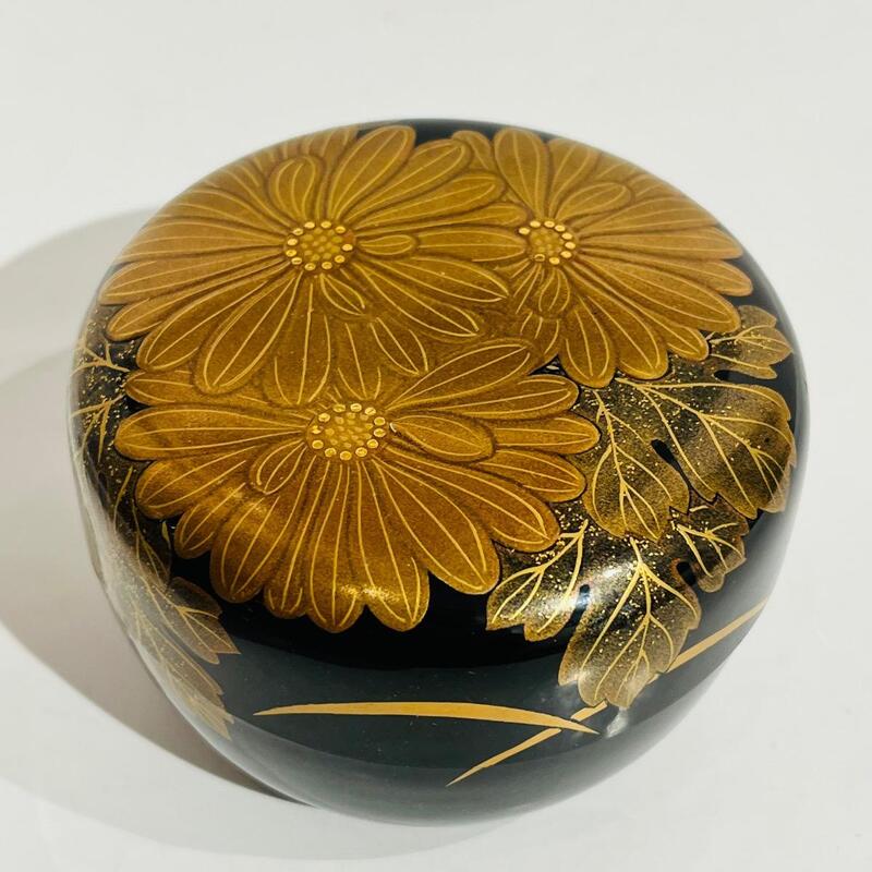 Natsume chrysanthèmes de Hosoya Eisai