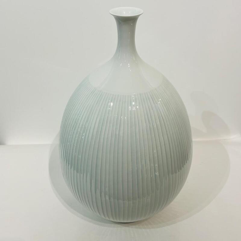 Vase japonais céladon Fujii Shumei 